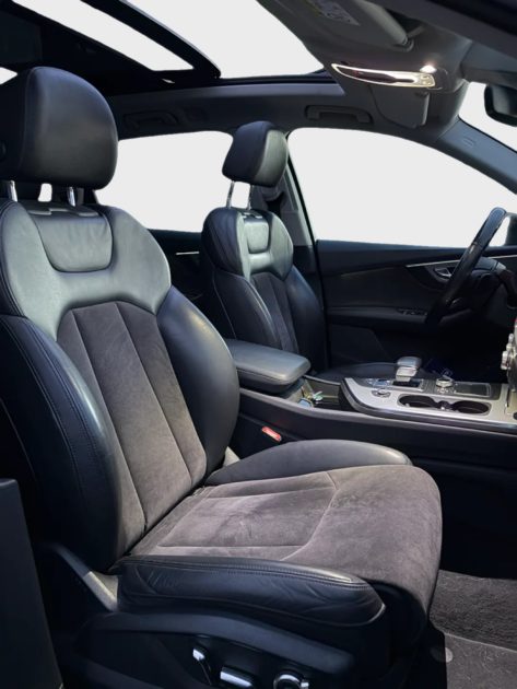 AUDI Q7 AVUS 3.0 V6 TDI QUATTRO TIPTRONIC /TOIT OUVRANT/ATTELAGE ELECTRIQUE/