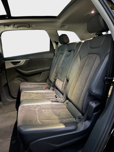 AUDI Q7 AVUS 3.0 V6 TDI QUATTRO TIPTRONIC /TOIT OUVRANT/ATTELAGE ELECTRIQUE/