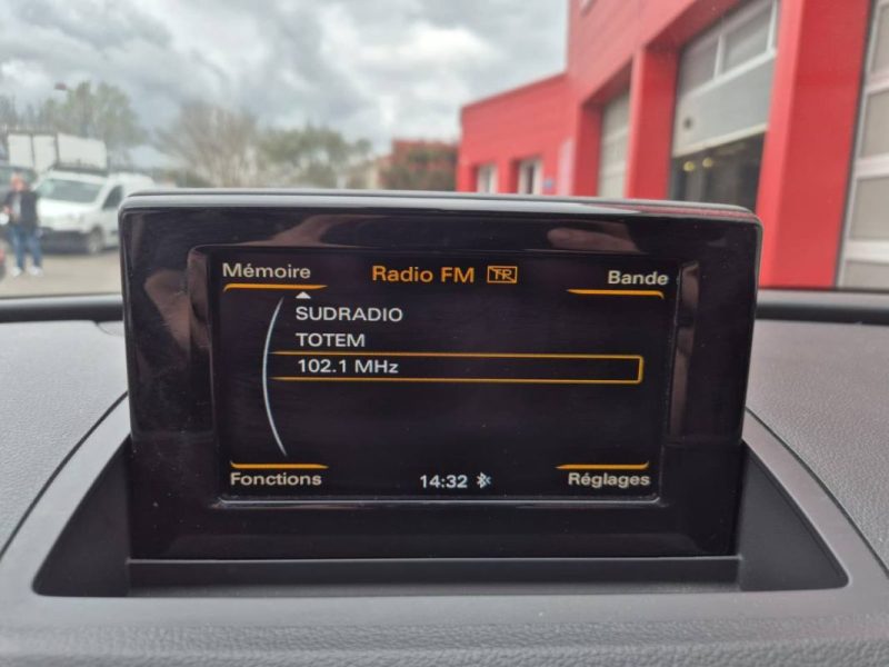 AUDI Q3 2.0 TDI ULTRA 150 CH AMBITION LUXE 2016