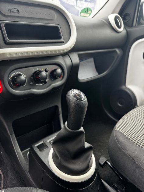 RENAULT TWINGO 1.0 SCE 71CH 2018