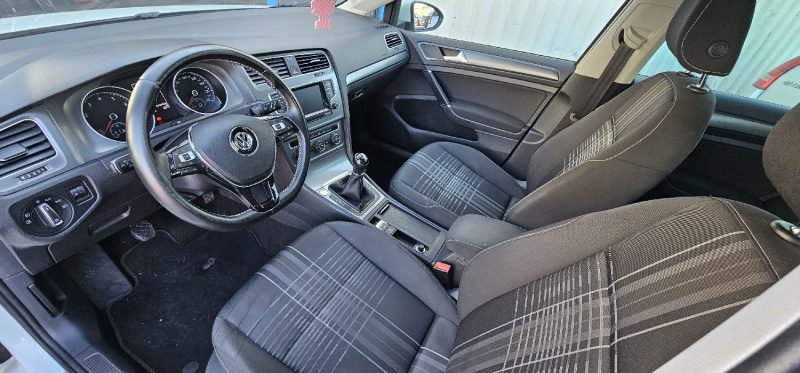 VOLKSWAGEN GOLF VII 1.2 TSI 105 LOUNGE BLUEMOTION 