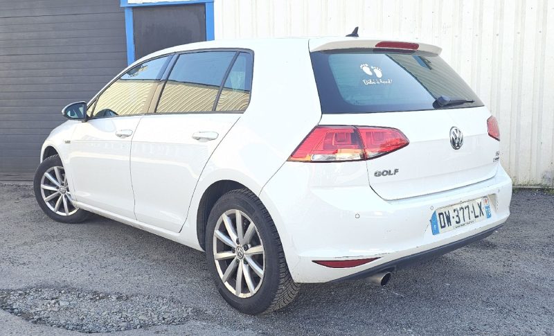 VOLKSWAGEN GOLF VII 1.2 TSI 105 LOUNGE BLUEMOTION 