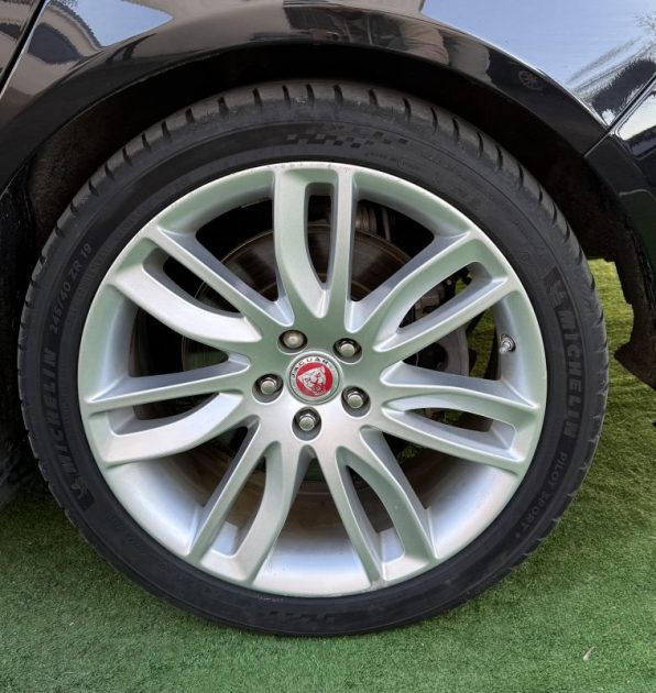 JAGUAR XF V6 3.0 D 300CH PREMIERE EDITION R-SPORT  TOIT OUVRANT ORIGINE FRANCE GARANTIE 6 MOIS  2016