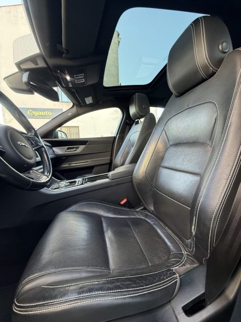 JAGUAR XF V6 3.0 D 300CH PREMIERE EDITION R-SPORT  TOIT OUVRANT ORIGINE FRANCE GARANTIE 6 MOIS  2016