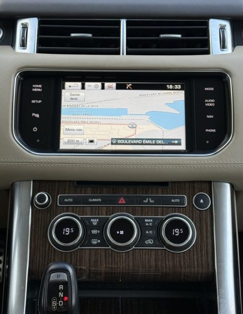 LAND ROVER RANGE ROVER SPORT (2) 4.4 SDV8  340 CV AUTOBIOGRAPHIY ATTELAGE GARANTIE 6 MOIS 