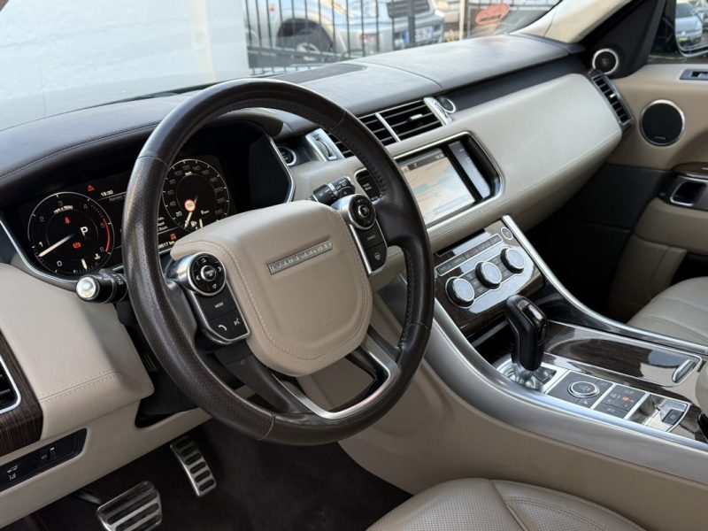 LAND ROVER RANGE ROVER SPORT (2) 4.4 SDV8  340 CV AUTOBIOGRAPHIY ATTELAGE GARANTIE 6 MOIS 