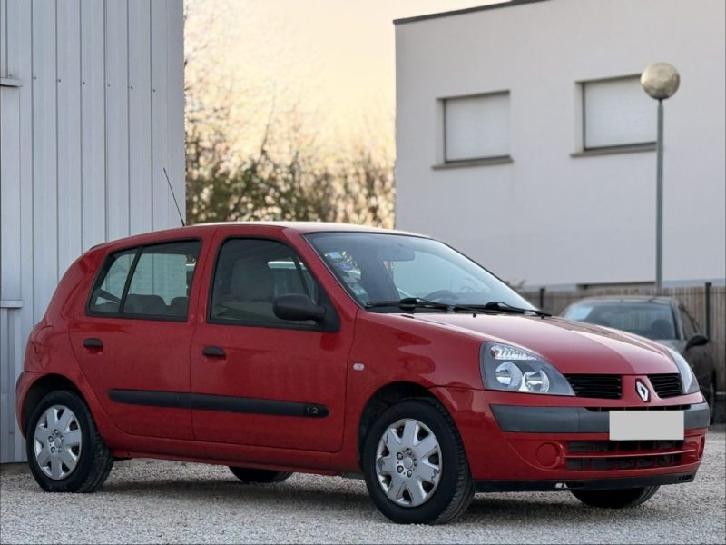 RENAULT CLIO CAMPUS 1.2 60CV GPL 2006 195 000KM