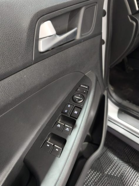 HYUNDAI TUCSON II 1.6 CRDI 136CH FINTION EXECUTIVE DCT-7 ENTRETIEN A JOUR