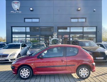 PEUGEOT 206 XT PACK 1.4E 75ch TRENDY 2005