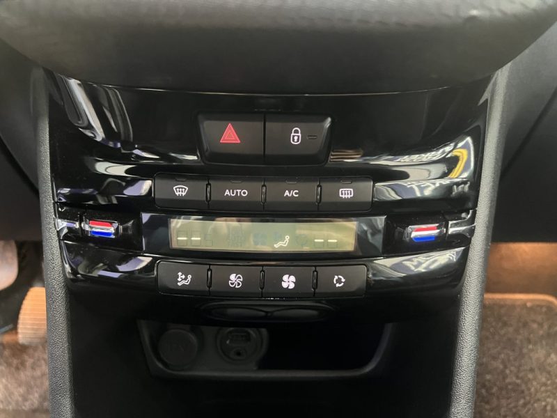 Peugeot 208 1.2 THP 110ch Allure | Distribution effectuée | Suivi complet | Carplay | Radars