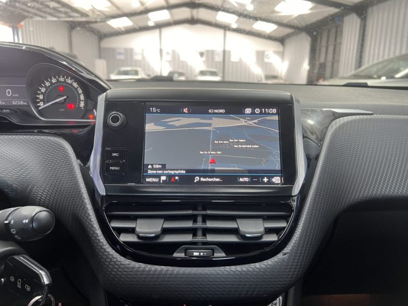 Peugeot 208 1.2 THP 110ch Allure | Distribution effectuée | Suivi complet | Carplay | Radars