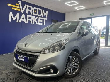 Peugeot 208 1.2 THP 110ch Allure | Distribution effectuée | Suivi complet | Carplay | Radars