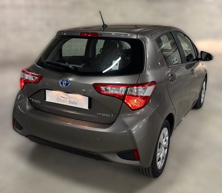 TOYOTA YARIS 1.5 100CH HYBRID FRANCE BUSINESS 2020