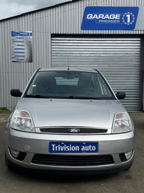 FORD FIESTA MK5 1.3 69CH ESSENCE 2004