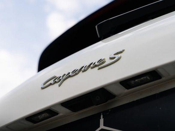 PORSCHE CAYENNE S E-HYBRID 3.0 416CH 