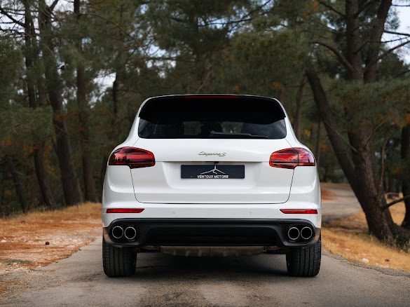 PORSCHE CAYENNE S E-HYBRID 3.0 416CH 