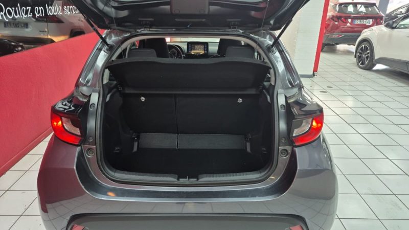 TOYOTA YARIS 4 HYBRIDE 116cv FRANCE BUSINESS/1 ERE MAIN/TVA RECULERABLE