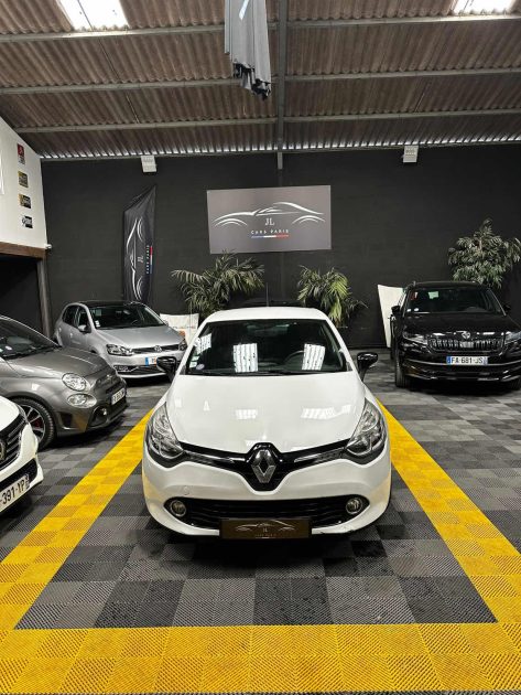MAGNIFIQUE RENAULT CLIO IV LIMITED 0,9 TCE 90 CH (ÉCRAN MULTIMÉDIA, JANTES ALLIAGE 16")⭐️⭐️⭐️⭐️⭐️