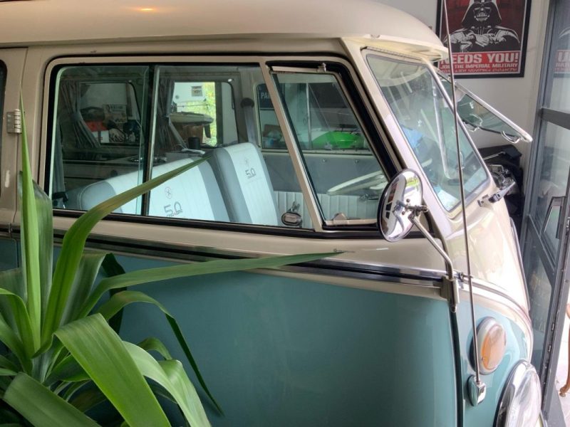VOLKSWAGEN KOMBI  1972