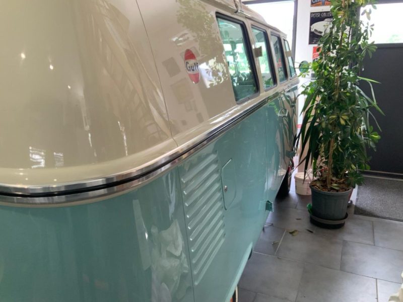 VOLKSWAGEN KOMBI  1972
