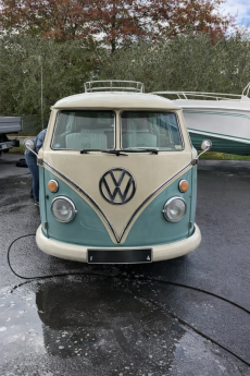 VOLKSWAGEN KOMBI  1972