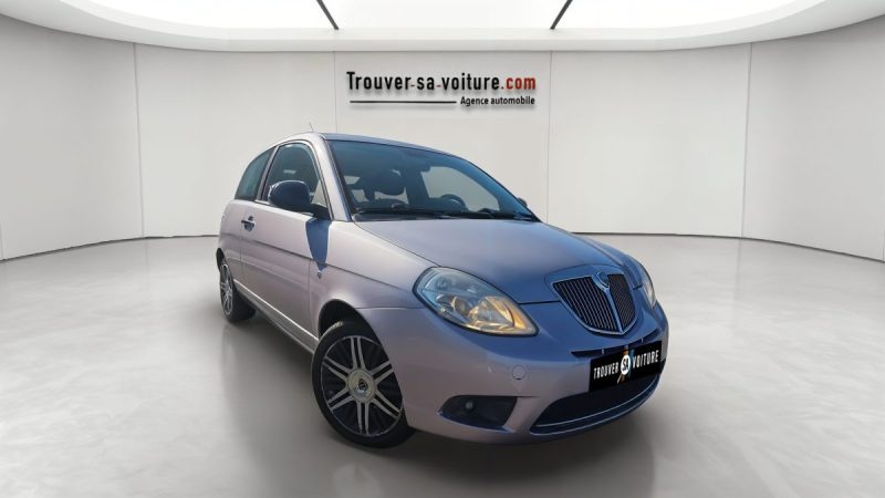 LANCIA YPSILON 1.2 69 ch SILVER 2010