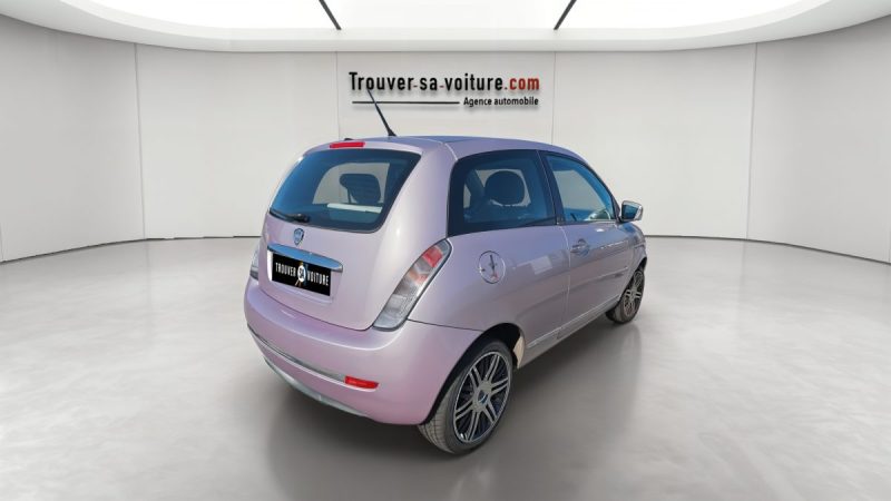 LANCIA YPSILON 1.2 69 ch SILVER 2010