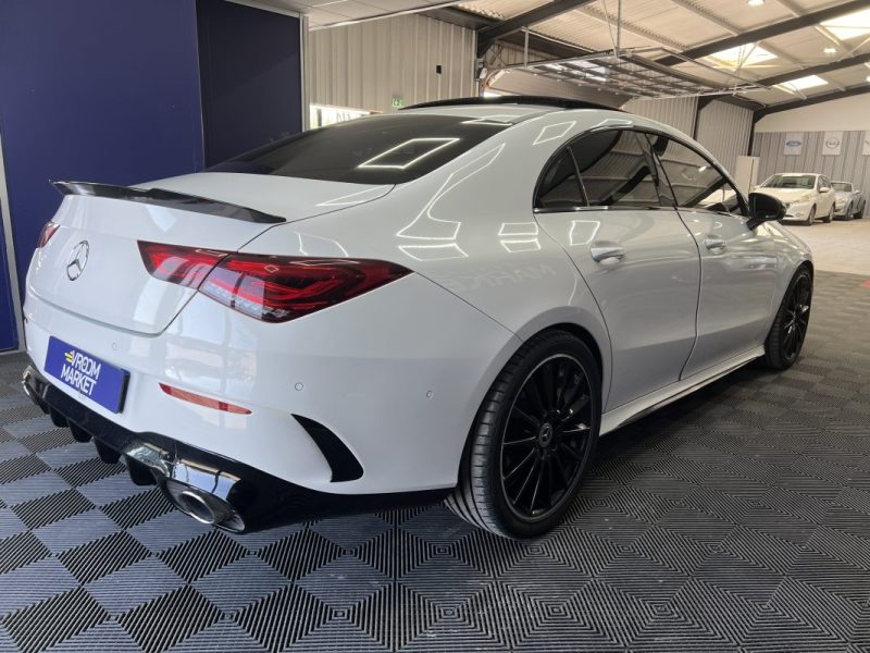 Mercedes-Benz CLA 200d 150ch AMG | Jantes multibranches 19" | Pack 35 AMG | Toit ouvrant