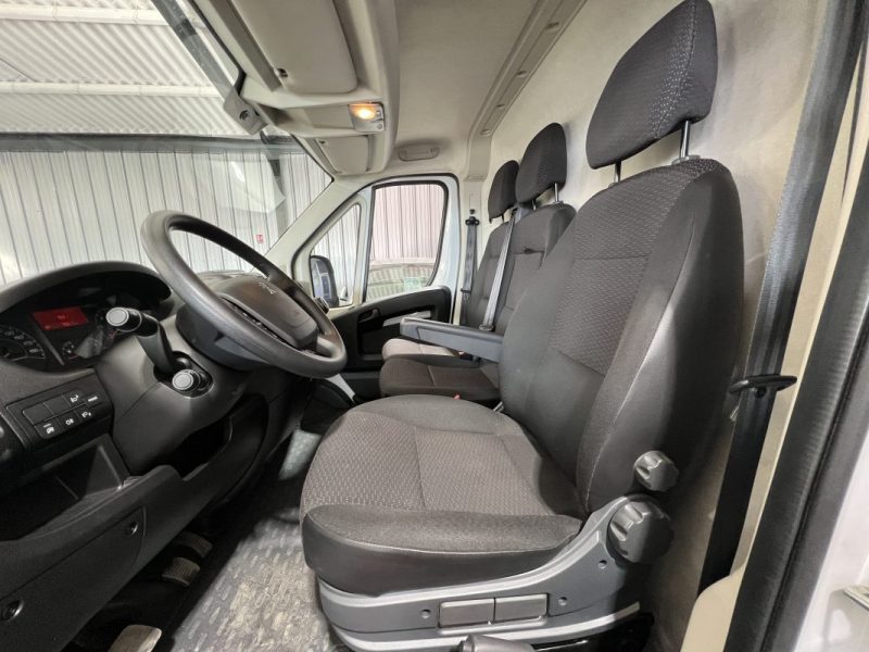 Peugeot Boxer L2H2 2.2 BlueHDI 120ch S&S | TVA récupérable | Serrures antivols