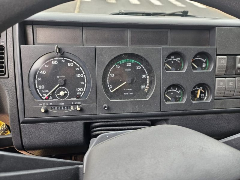 IVECO EUROCARGO 120E24 TECTOR 2002