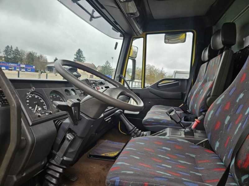 IVECO EUROCARGO 120E24 TECTOR 2002
