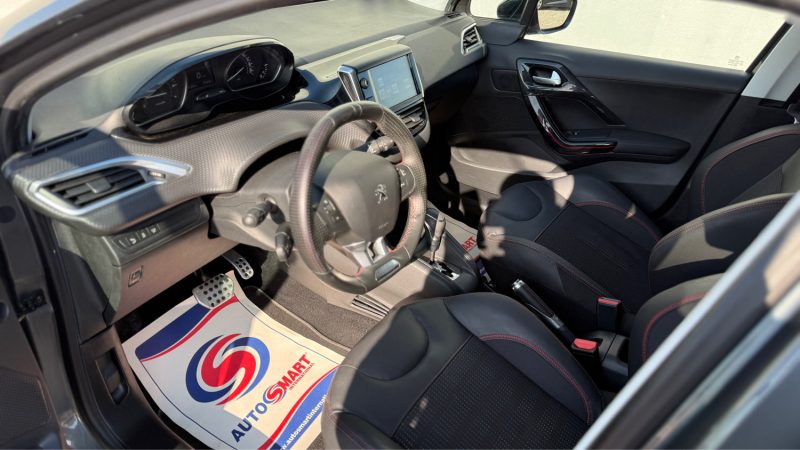 PEUGEOT 208 1.2 E THP  110CH GT LINE  S&S EAT6 5CV 5P 2017