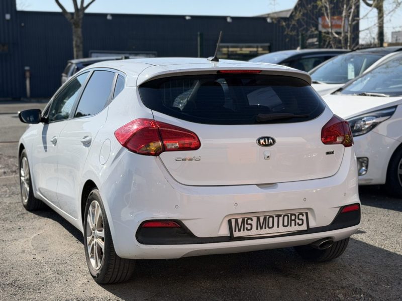KIA CEE-D 1.6 CRDI 128 CV - GARANTIE 12 mois - Active Pack