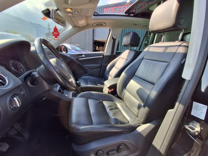 VOLKSWAGEN TIGUAN 2.0 TDI 150 CV SPORTLINE TOIT OUVRANT PANORAMIQUE CUIR  2015