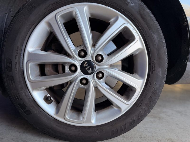 KIA SOUL - AUTOMATIQUE  - 1.6 L  136 ch - CARPLAY - CAMERA DE RECUL - ROUE DE SECOURS - 