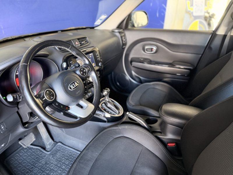 KIA SOUL - AUTOMATIQUE  - 1.6 L  136 ch - CARPLAY - CAMERA DE RECUL - ROUE DE SECOURS - 