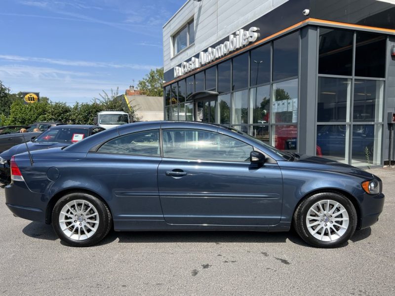 VOLVO C70 II CABRIOLET D5 2.4 D 180 Cv BOITE AUTOMATIQUE / INTERIEUR CUIR - GARANTIE 1 AN