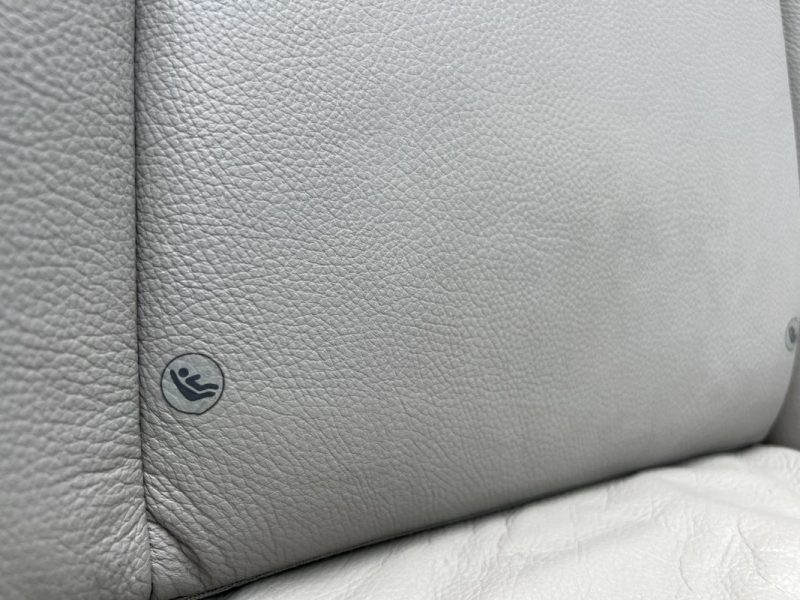 VOLVO C70 II CABRIOLET D5 2.4 D 180 Cv BOITE AUTOMATIQUE / INTERIEUR CUIR - GARANTIE 1 AN