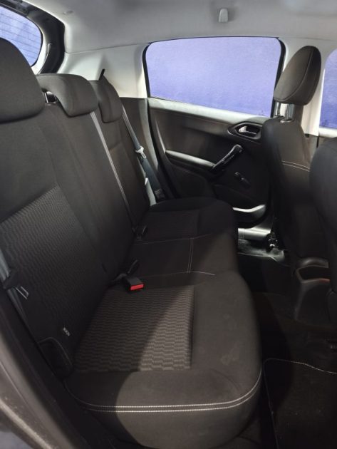 Peugeot 208, 1.5 BLUEHDI 100 CV ACTIVE BUSINESS , 2020 , 106500 KMS