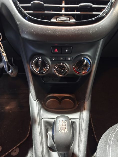 Peugeot 208, 1.5 BLUEHDI 100 CV ACTIVE BUSINESS , 2020 , 106500 KMS