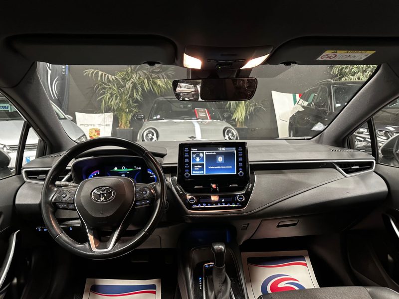 MAGNIFIQUE TOYOTA COROLLA DESIGN 1.8 122CH (APPLE CARPLAY, CAMÉRA DE RECUL, CLIMATISATION)