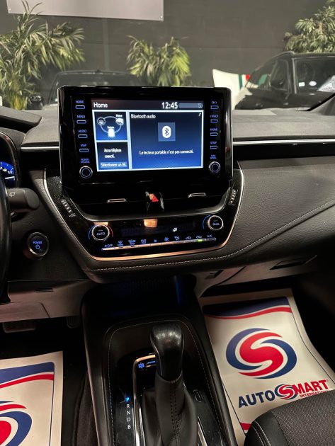 MAGNIFIQUE TOYOTA COROLLA DESIGN 1.8 122CH (APPLE CARPLAY, CAMÉRA DE RECUL, CLIMATISATION)