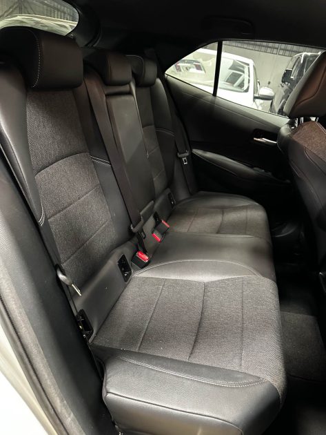 MAGNIFIQUE TOYOTA COROLLA DESIGN 1.8 122CH (APPLE CARPLAY, CAMÉRA DE RECUL, CLIMATISATION)