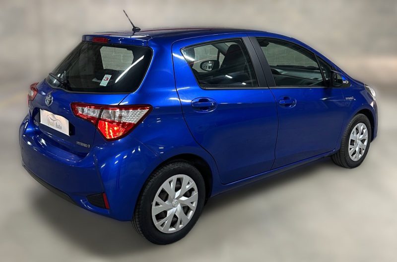 TOYOTA YARIS 100H FRANCE BUSINESS 5P 2020