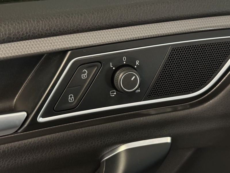 VOLKSWAGEN GOLF Sportsvan 1.0 TSI 110 ch Connect Euro6d-T 13341kms - CARPLAY - CAMERA - 1er Main