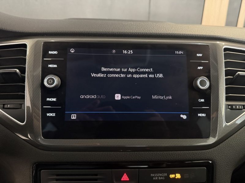 VOLKSWAGEN GOLF Sportsvan 1.0 TSI 110 ch Connect Euro6d-T 13341kms - CARPLAY - CAMERA - 1er Main