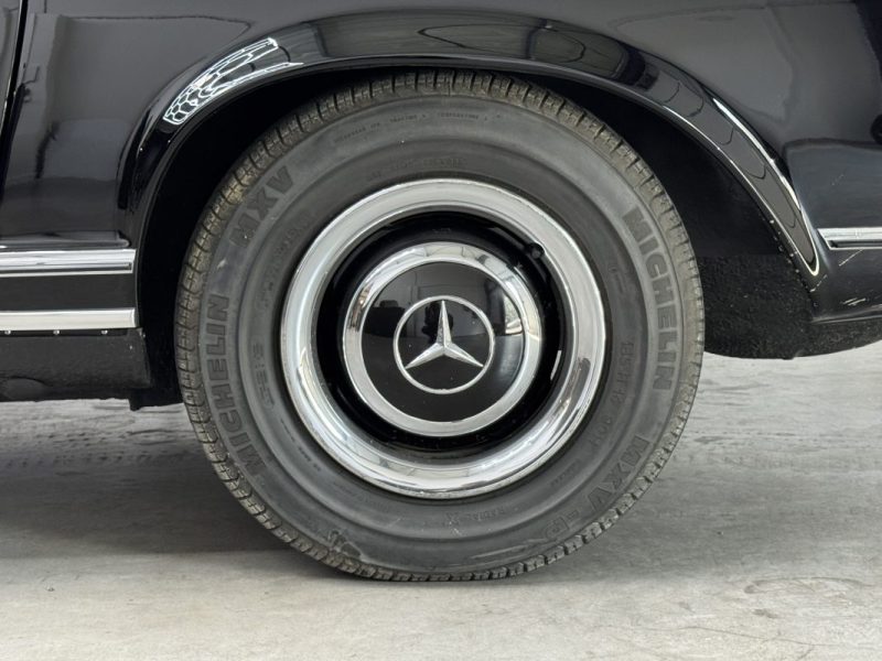 MERCEDES-BENZ 230 SL PAGODE 1964 – 2.3L 150ch – RESTAURÉE – EXPERTISÉE – 1466.93 € / mois 