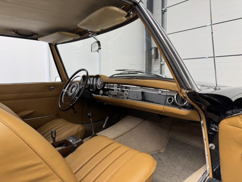 MERCEDES-BENZ 230 SL PAGODE 1964 – 2.3L 150ch – RESTAURÉE – EXPERTISÉE – 1466.93 € / mois 
