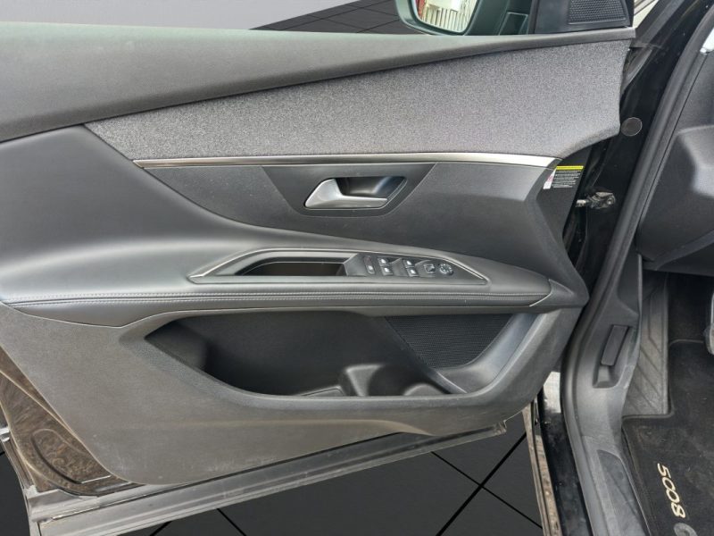 PEUGEOT 5008 II 1.5 BLUEHDI 130 S&S ALLURE - TOIT OUVRANT