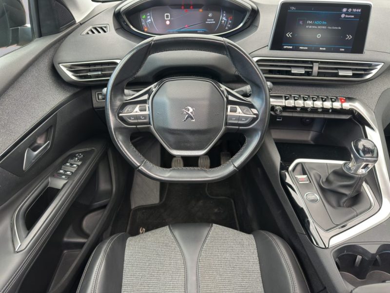 PEUGEOT 5008 II 1.5 BLUEHDI 130 S&S ALLURE - TOIT OUVRANT